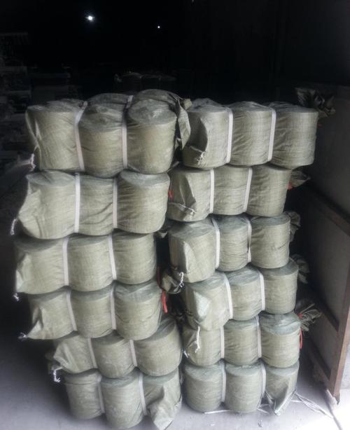 請以收到的實物填充繩填充繩圖片電纜廠輔料擺放電纜填充繩編織袋電纜